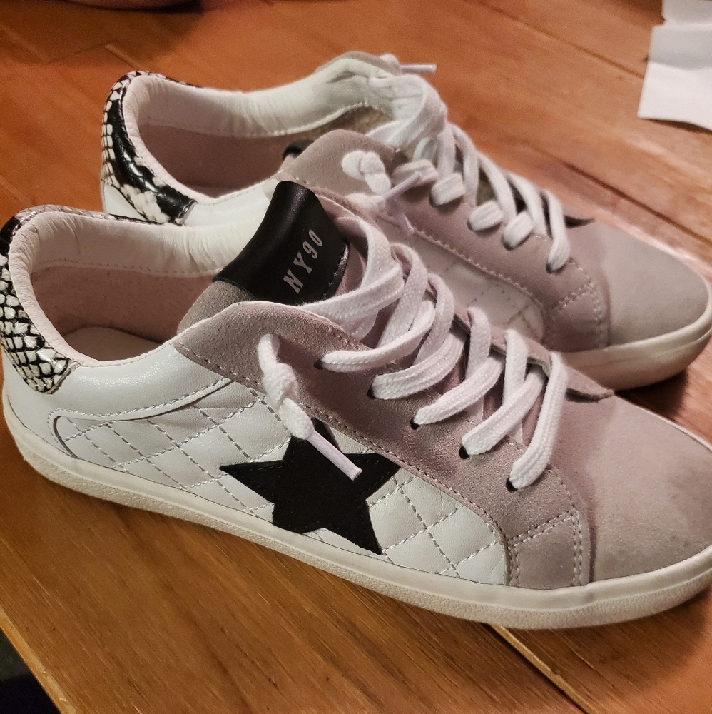 Steve Madden sneakers